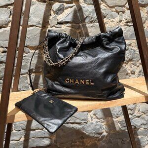 Chanel Black Calfskin Leather Medium 22 Hobo Bag W/ Pouch